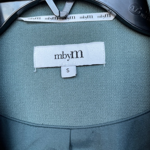 MBYM (S) 2-button light moss green blazer, BNWOT - Picture 3 of 15